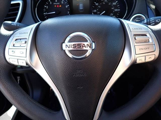 Used 2015 Nissan Rogue SV AWD/4WD image 15