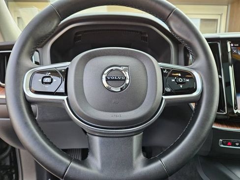 Certified 2023 Volvo XC60 T8 Plus AWD/4WD image 23