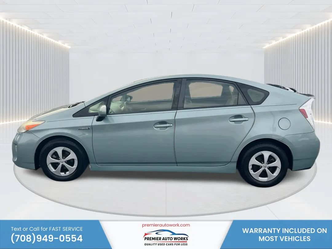 Used 2013 Toyota Prius Three FWD image 9