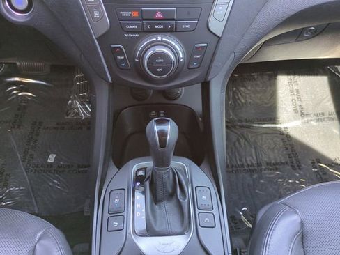 Used 2017 Hyundai Santa Fe Sport FWD image 15