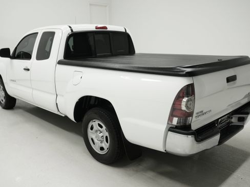Used 2012 Toyota Tacoma 2WD Access Cab w/ SR5 Pkg image 6