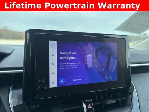 Used 2024 Toyota Corolla LE image 3