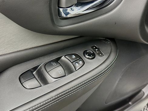 Used 2024 Nissan Murano SV w/ SV Midnight Edition Package AWD/4WD image 15