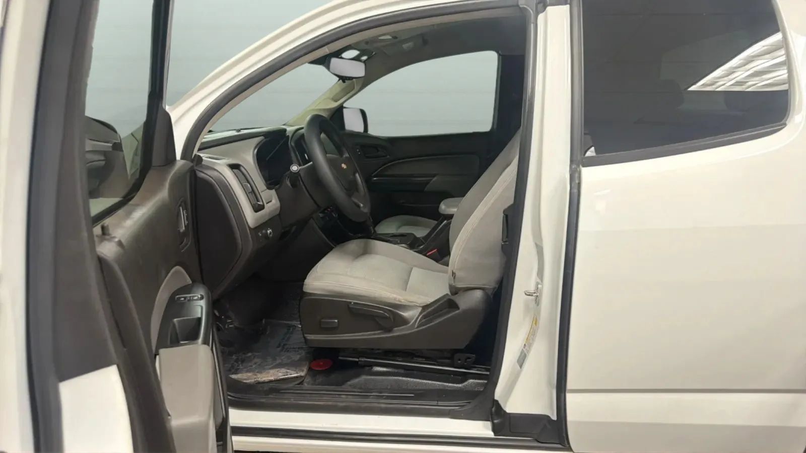 Used 2016 Chevrolet Colorado W/T RWD image 14