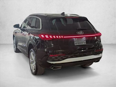 New 2025 Audi Q5 Premium Plus image 8