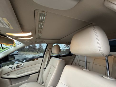 Used 2015 Mercedes-Benz E 350 Sedan image 28