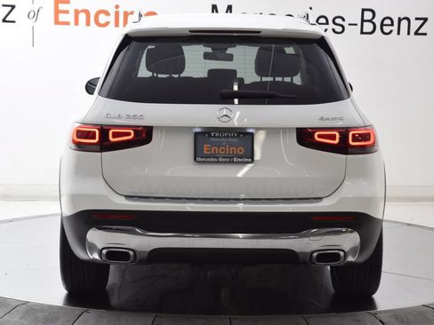 Certified 2022 Mercedes-Benz GLB 250 4MATIC image 5