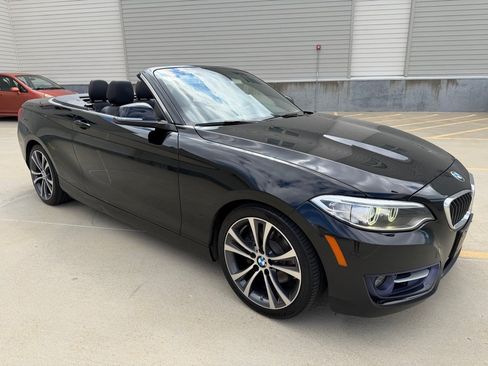 Used 2015 BMW 228i Convertible RWD image 1