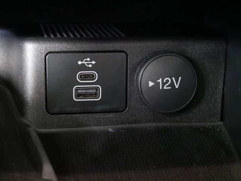 Certified 2025 Ford Escape Platinum image 22