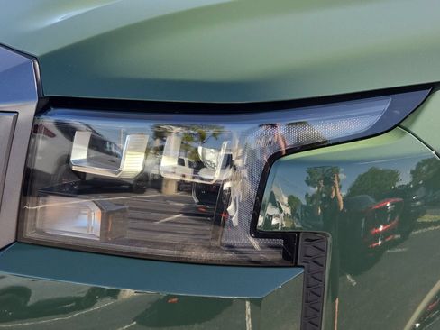 New 2026 Nissan Frontier SV w/ All-Weather Content Package AWD/4WD image 26