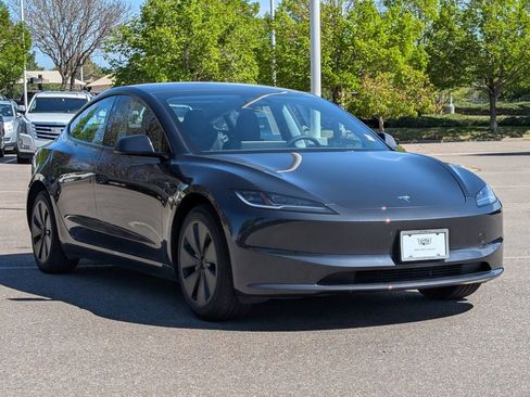 Used 2025 Tesla Model 3 Long Range RWD image 8