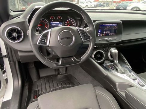 Used 2023 Chevrolet Camaro LT image 9