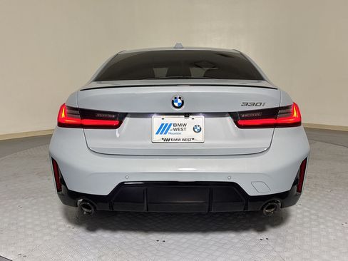 Used 2026 BMW 330i Sedan w/ M Sport Package RWD image 10