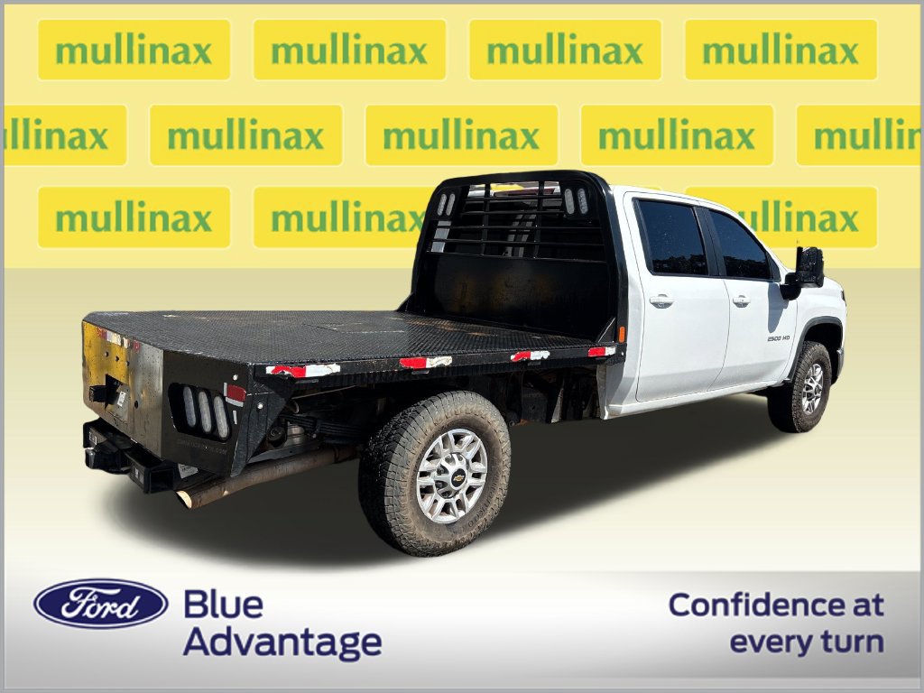 Used 2024 Chevrolet Silverado 2500 LT w/ Snow Plow Prep/Camper Package AWD/4WD image 2
