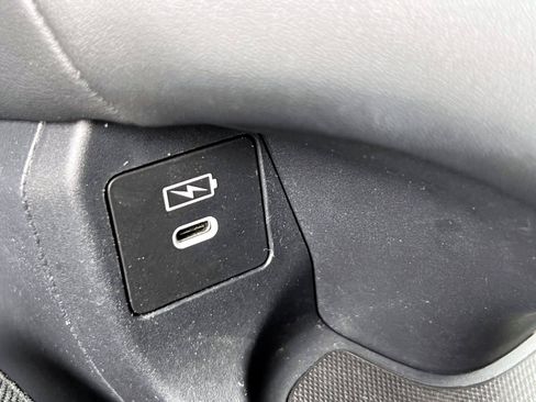 Used 2024 Honda HR-V LX image 29