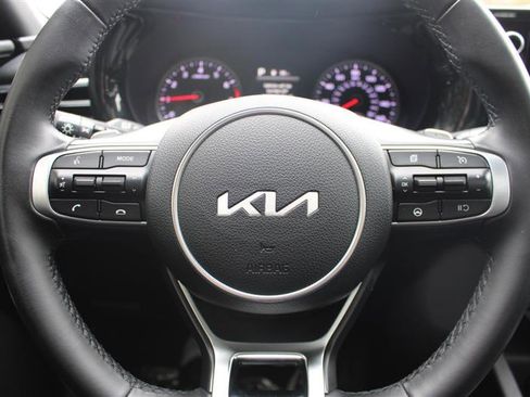 Used 2022 Kia K5 GT image 16
