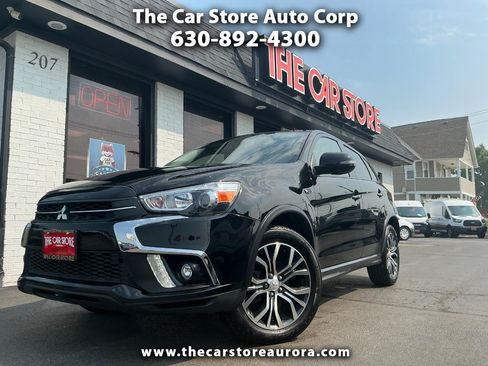Used 2018 Mitsubishi Outlander Sport SE FWD image 1