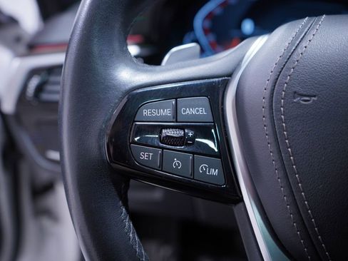 Used 2022 BMW 530i w/ Convenience Package image 20