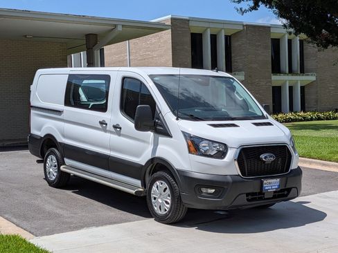 Used 2024 Ford Transit 250 Low Roof w/ Exterior Upgrade Package RWD image 3