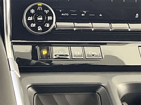 New 2026 Nissan Armada SL w/ Captain's Chari Seat Package image 20