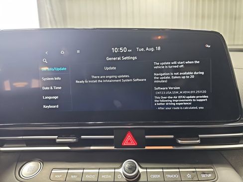 Certified 2023 Hyundai Elantra SEL w/ Convenience Package FWD image 22
