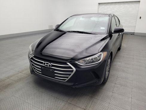 Used 2017 Hyundai Elantra SE image 15
