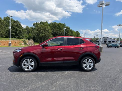 Used 2024 Buick Encore GX Preferred FWD image 4