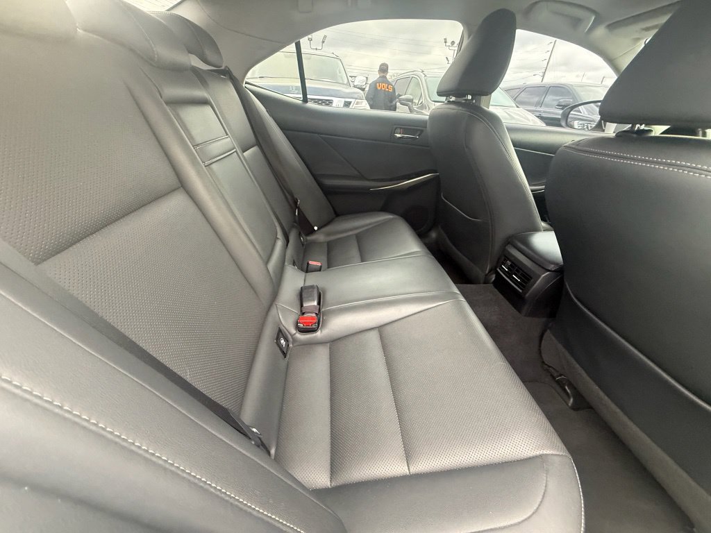 Used 2015 Lexus IS 250 RWD image 14