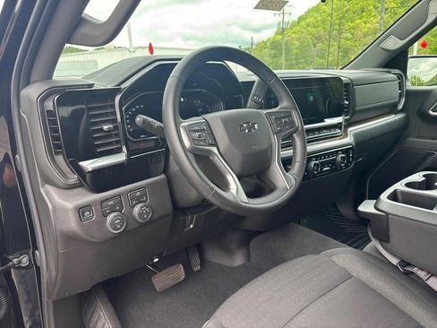 Used 2026 Chevrolet Silverado 1500 RST AWD/4WD image 13
