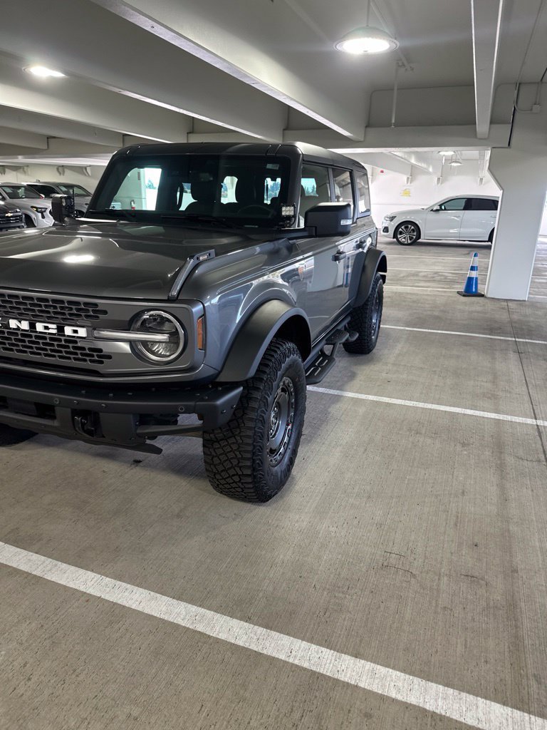 Used 2024 Ford Bronco Badlands AWD/4WD image 2