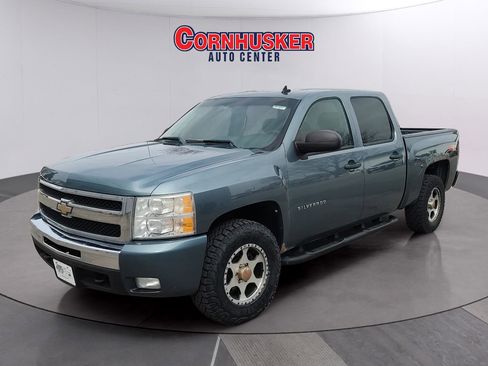 Used 2011 Chevrolet Silverado 1500 LT w/ All-Star Edition image 4
