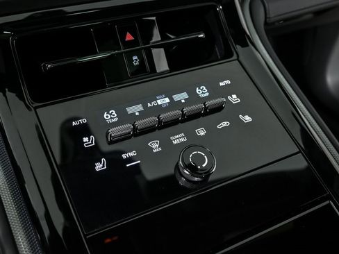 New 2025 Porsche Panamera image 18