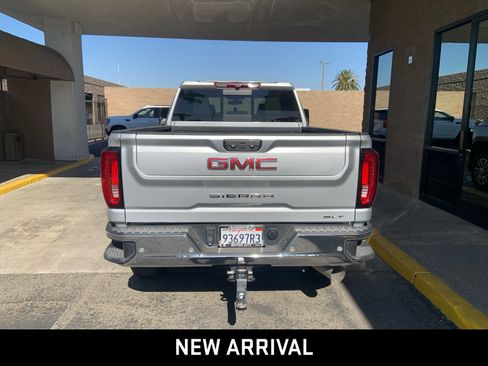 Certified 2023 GMC Sierra 2500 SLT w/ SLT Premium Package AWD/4WD image 5