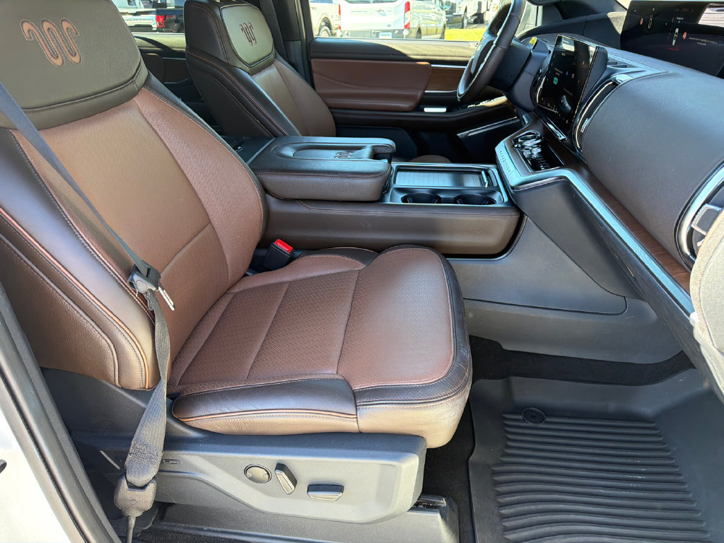 Used 2025 Ford Expedition King Ranch AWD/4WD image 13