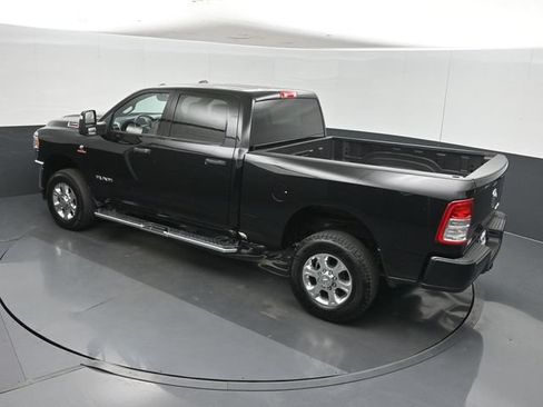 Used 2024 RAM 2500 Big Horn AWD/4WD image 45