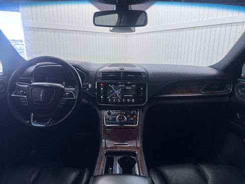 Used 2017 Lincoln Continental Reserve w/ Climate Package AWD/4WD image 17