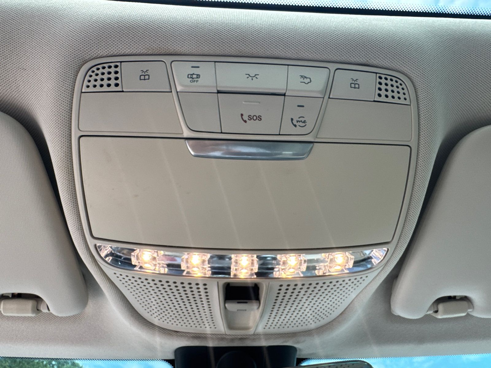 Used 2021 Mercedes-Benz C 300 Sedan image 26