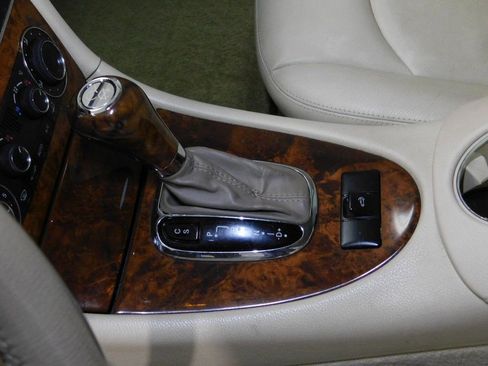 Used 2007 Mercedes-Benz CLK 350 Cabriolet image 40