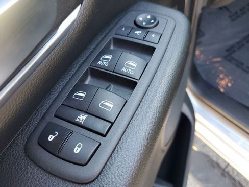 Certified 2022 RAM 1500 Big Horn image 27