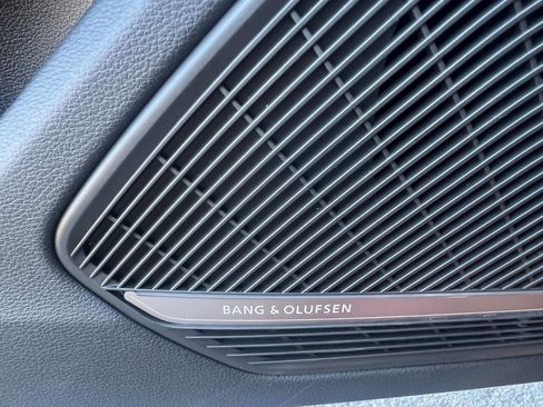 Used 2024 Audi A4 2.0T Premium Plus image 13