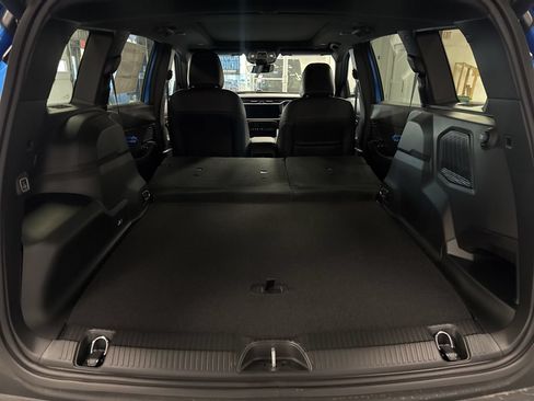 New 2026 Jeep Cherokee Limited AWD/4WD image 32