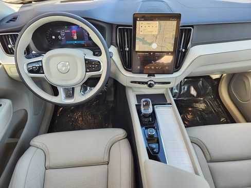New 2026 Volvo XC60 T8 Ultra w/ Climate Package image 15