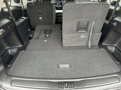 Certified 2023 Jeep Grand Cherokee L Laredo w/ Trailer Tow Group (B) image 17