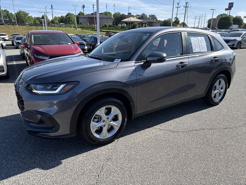 Certified 2023 Honda HR-V LX image 9