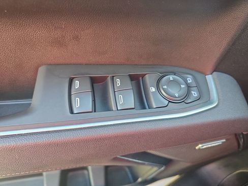 Used 2025 Chevrolet Silverado 1500 RST w/ Convenience Package II AWD/4WD image 28