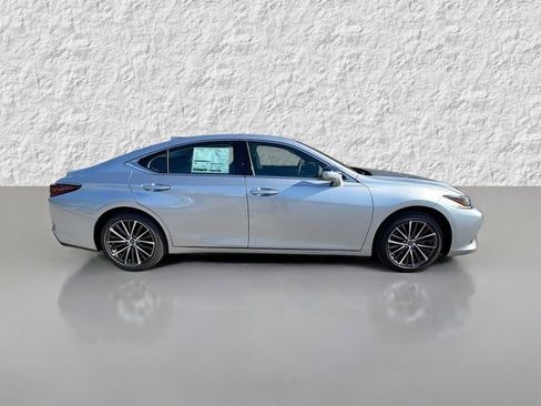 New 2025 Lexus ES 350 w/ Premium Package image 2