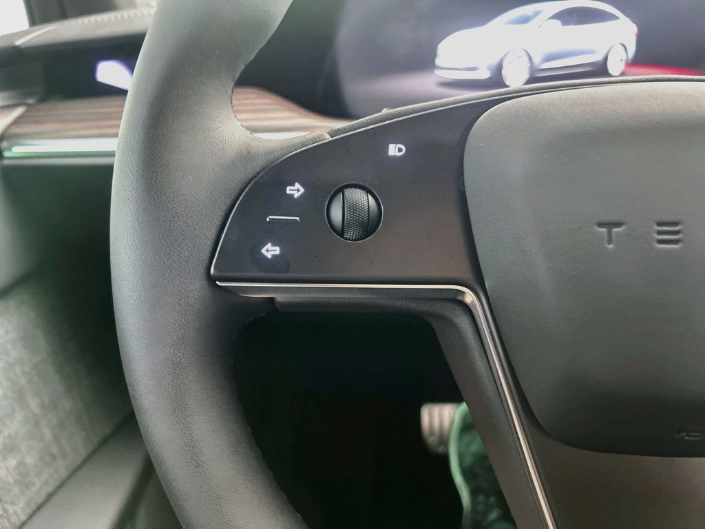Used 2026 Tesla Model X AWD/4WD image 11