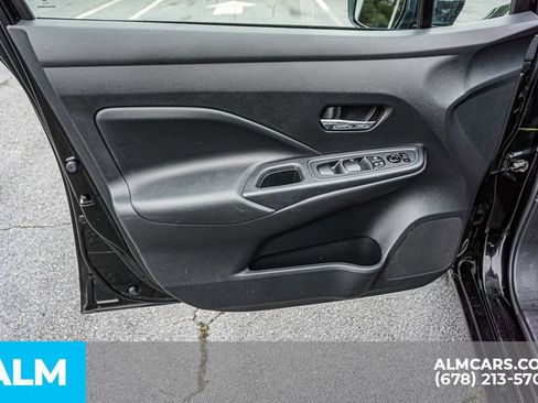 Used 2024 Nissan Versa SV FWD image 45
