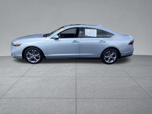 Used 2024 Honda Accord EX image 4