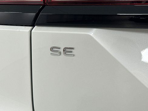 New 2026 Volkswagen Atlas Peak Edition AWD/4WD image 26